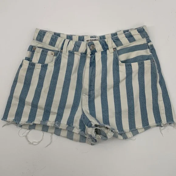 Pull & Bear Denim Shorts size 28 Stripe Jeans - Picture 3 of 6